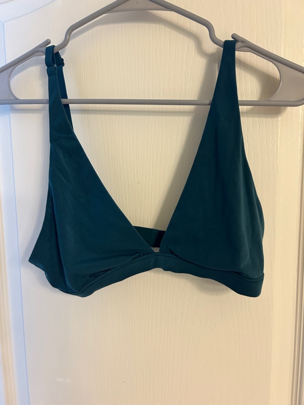 lululemon athletica Wundermost Ultra-Soft Nulu Triangle Bralette Size 8